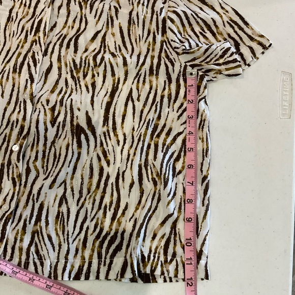 Jane+Delancey Zebra Print Top Brown Button Up Short Sleeve Blouse Women’s Size M - Picture 5 of 11